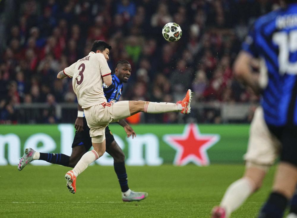 仅为观众奉 仅为观众奉